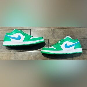 Like New Women’s Sz 9 Lucky Green/White/Aquatone Joran Air 1 Low Dunks